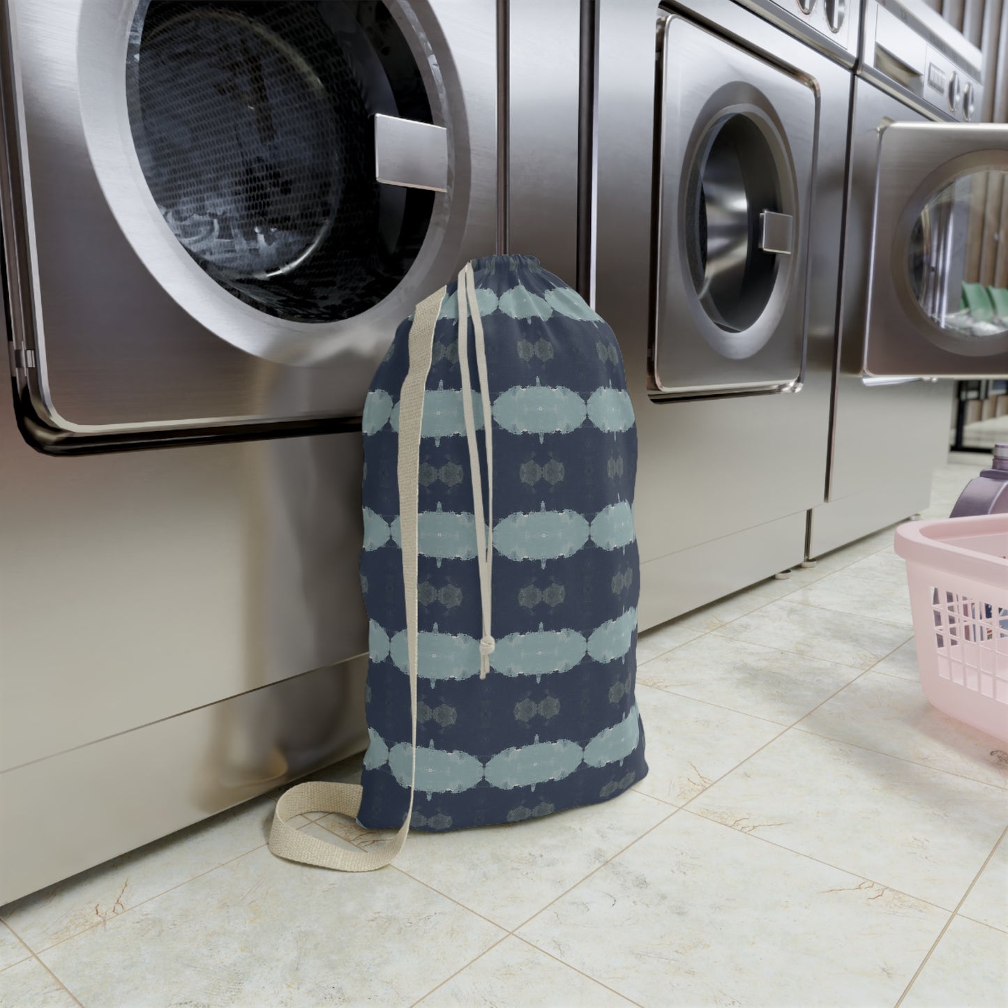 "Chuck" Laundry Bag