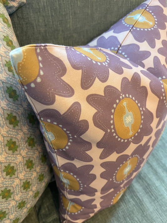 "I'd Like to Thank the Academy" in pink Knife Edge Pillow Cover