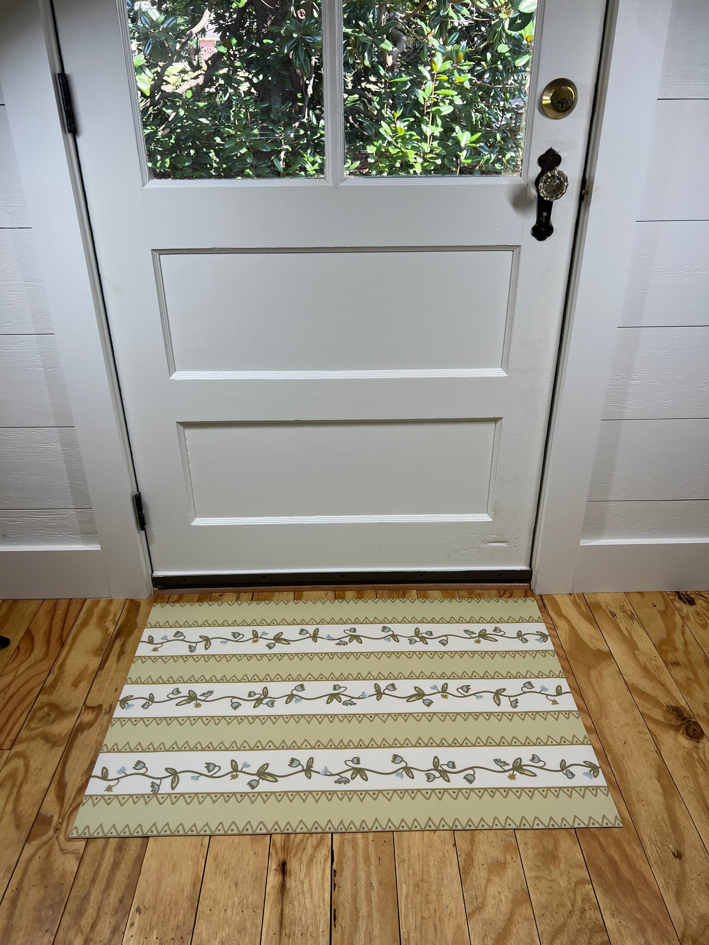 "Ziggy Floral" in chartreuse Cottage Floral Vinyl Mat- 24"x36"